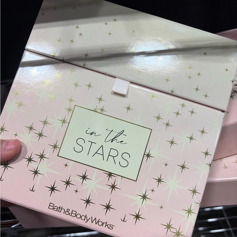 Brand new Bath & Body Works 3-piece “set in the stars”